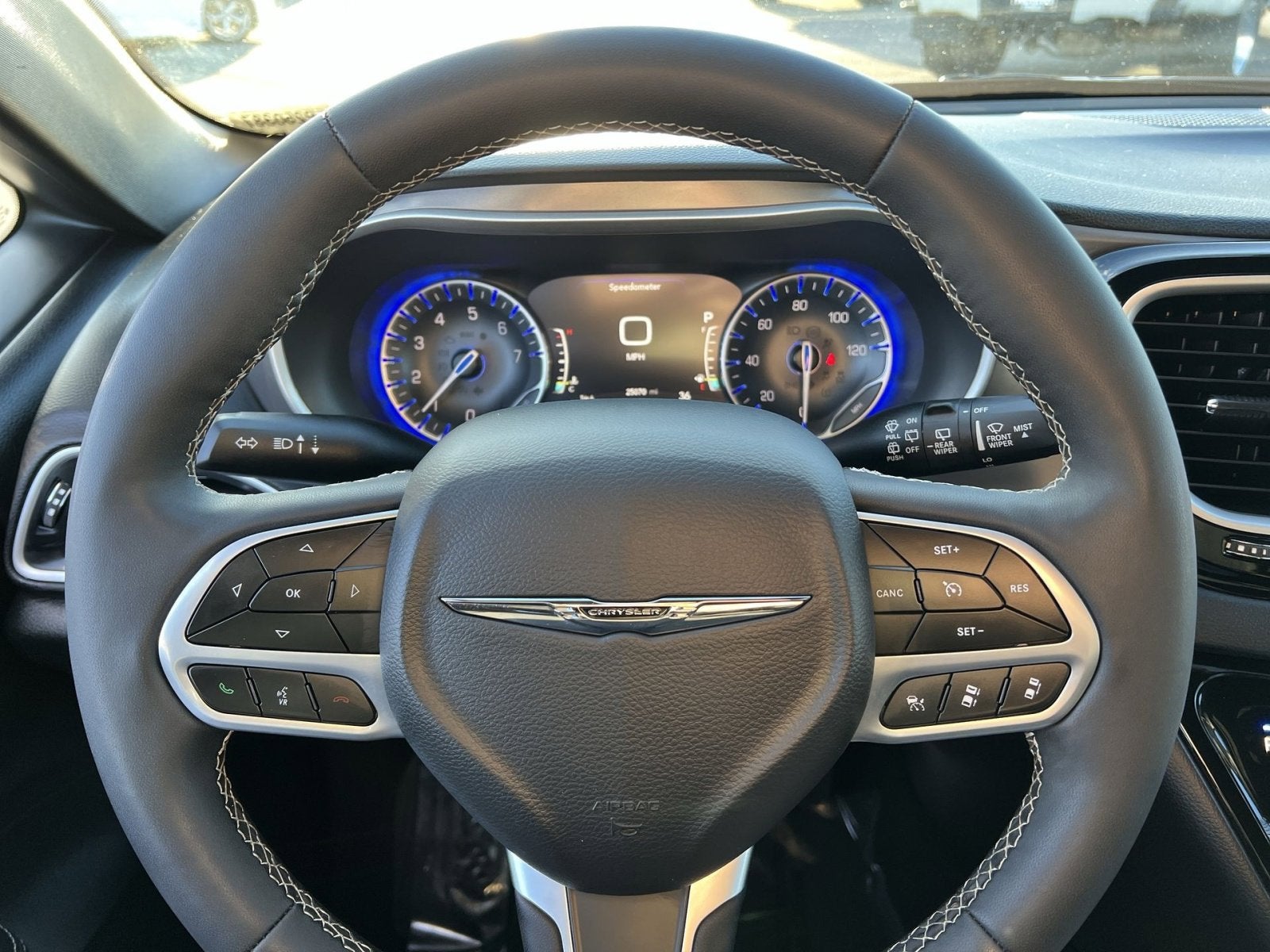 2025 Chrysler Pacifica Select