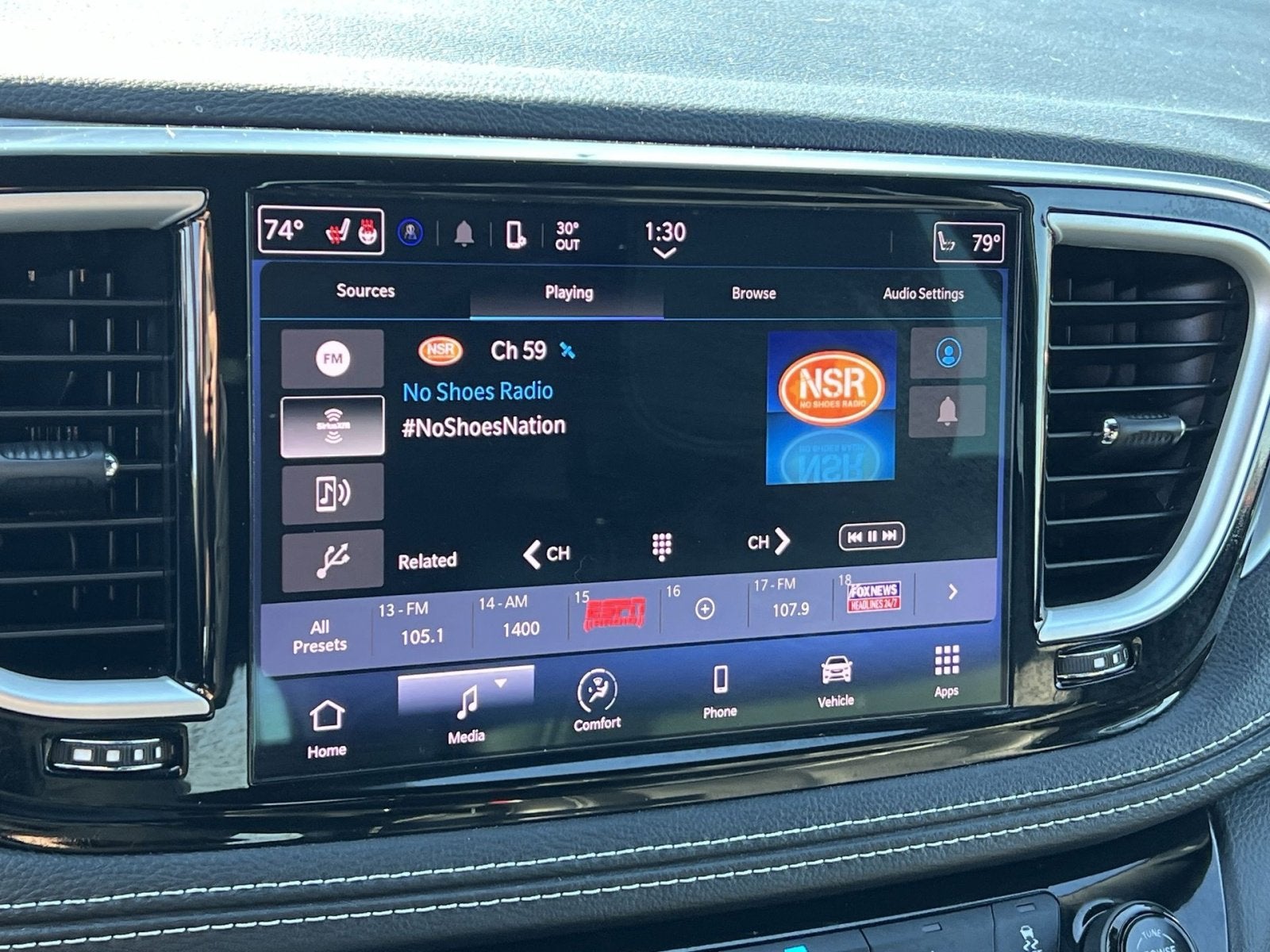 2023 Chrysler Pacifica Touring L