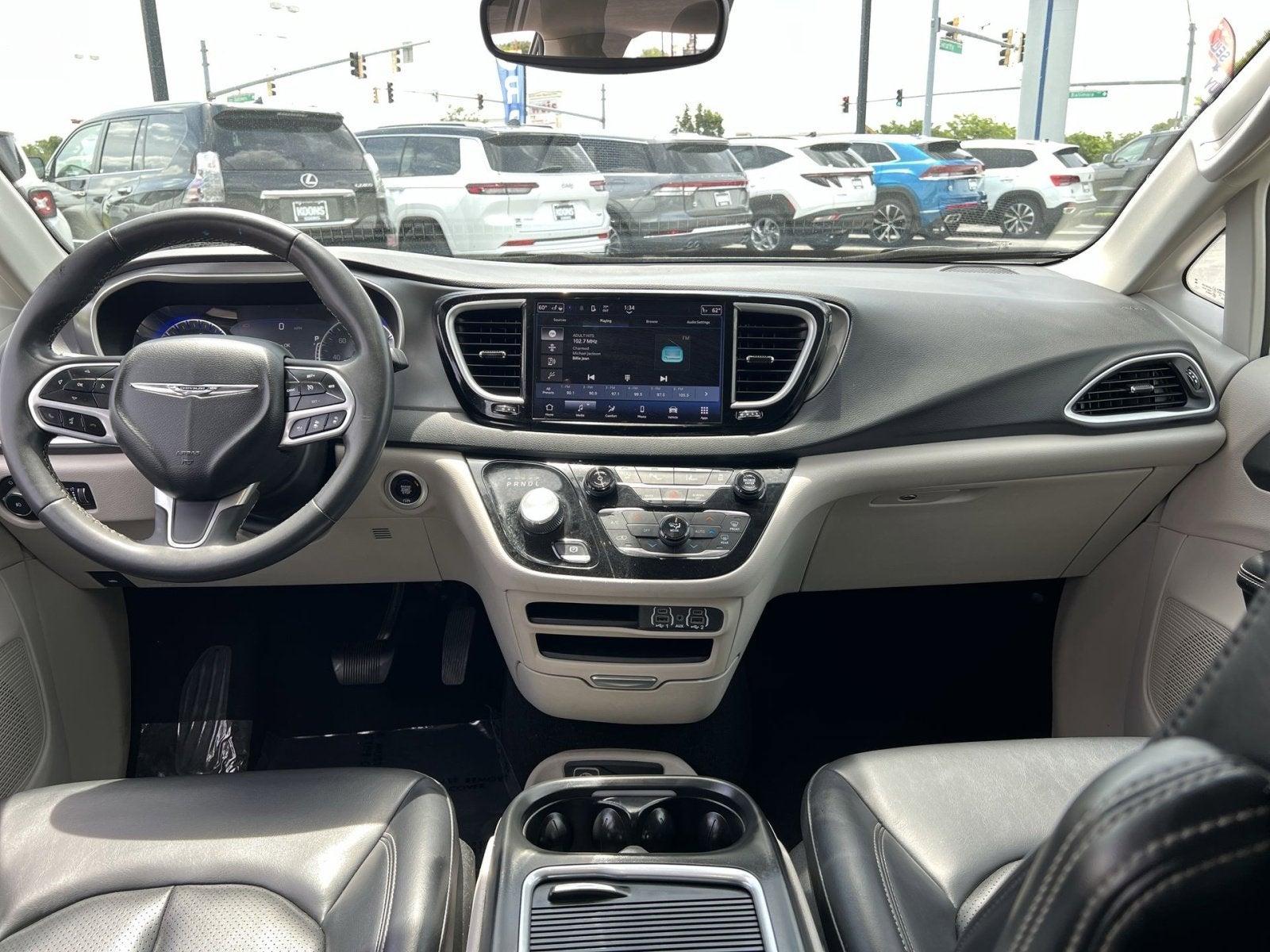 2023 Chrysler Pacifica Touring L