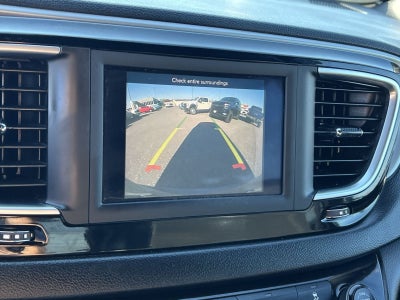 2020 Chrysler Pacifica Touring