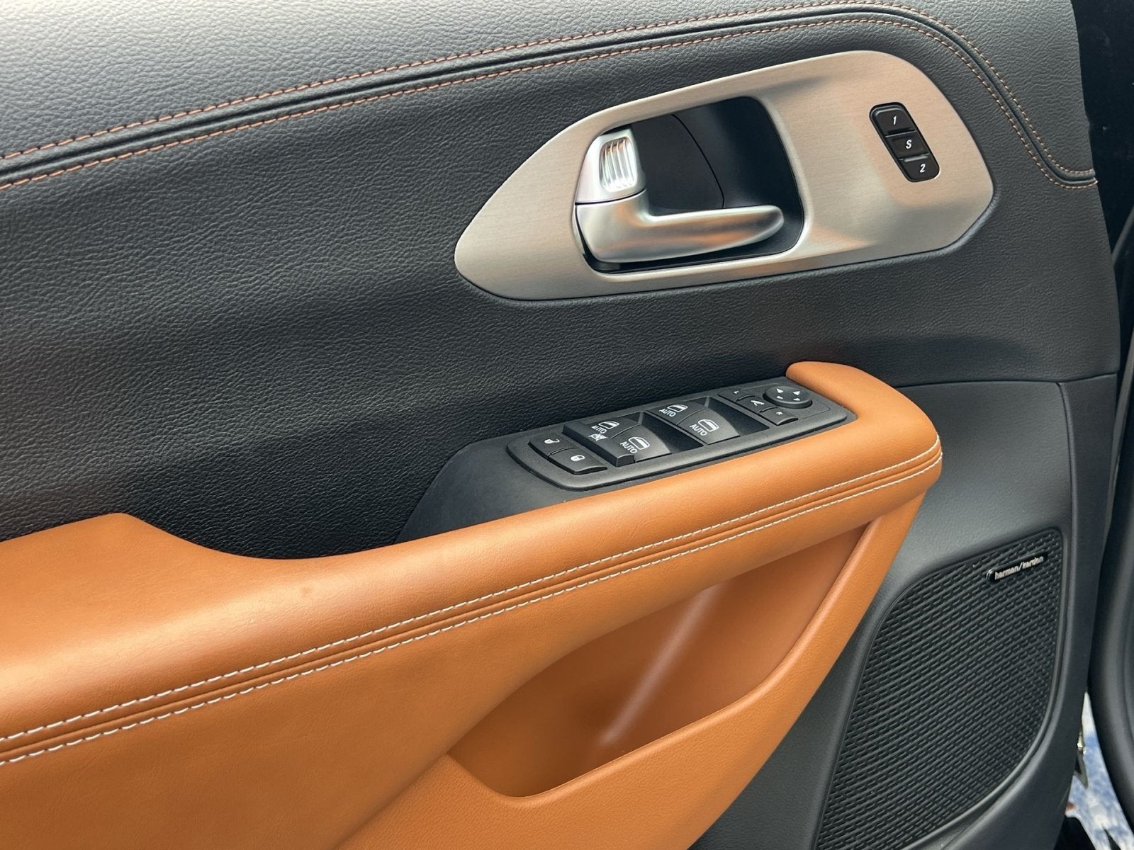 2026 Chrysler Pacifica Pinnacle