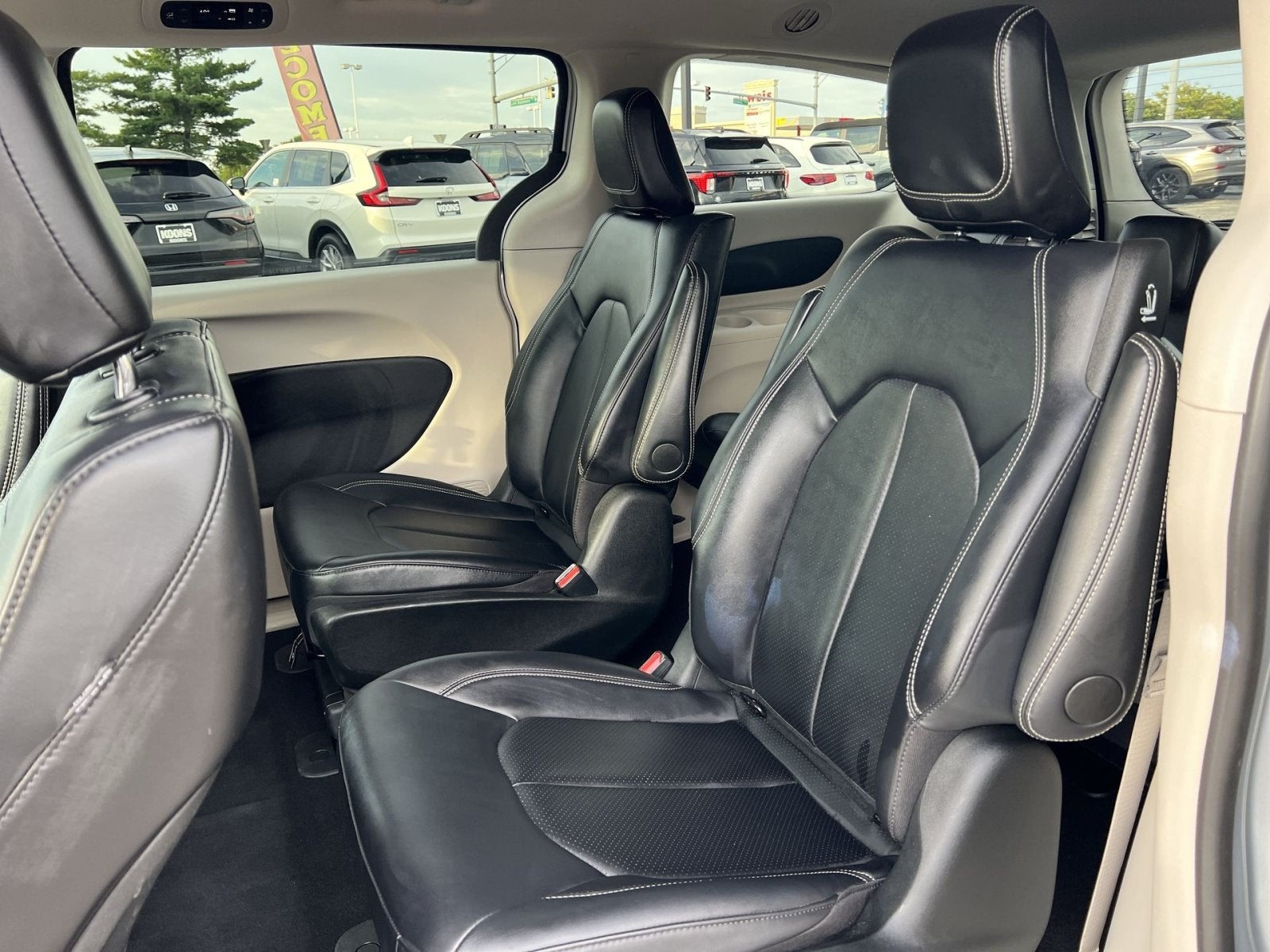 2024 Chrysler Pacifica Hybrid Select