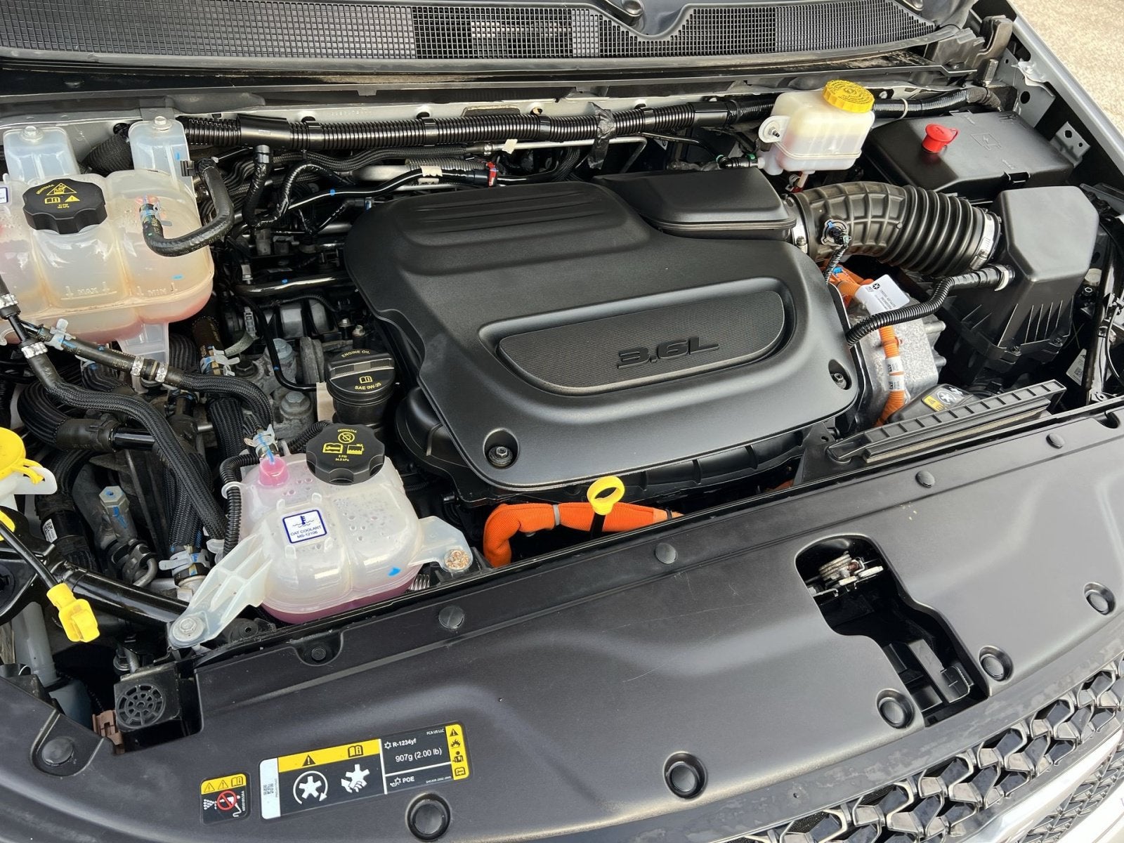 2024 Chrysler Pacifica Hybrid Select