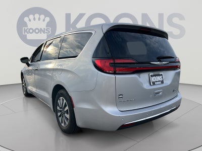 2024 Chrysler Pacifica Hybrid Select
