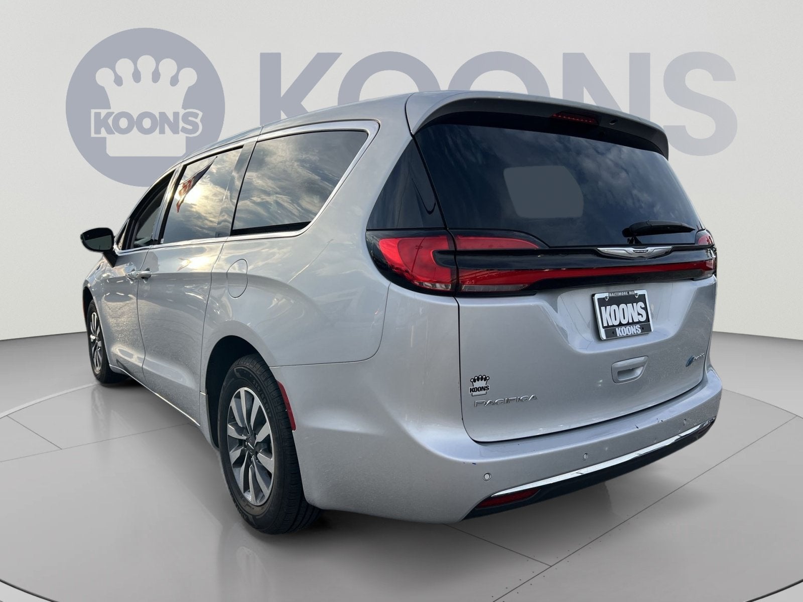 2024 Chrysler Pacifica Hybrid Select