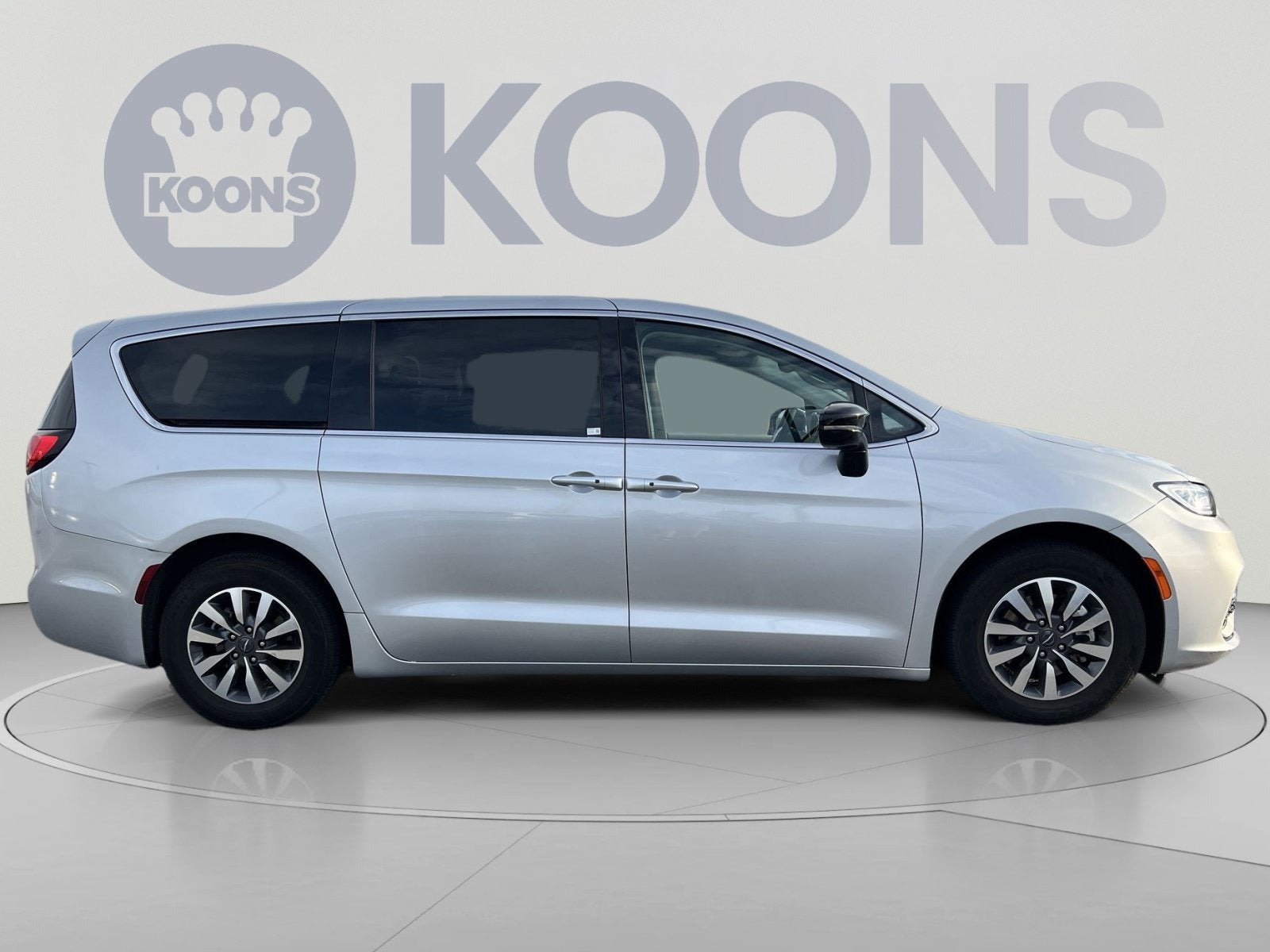 2024 Chrysler Pacifica Hybrid Select