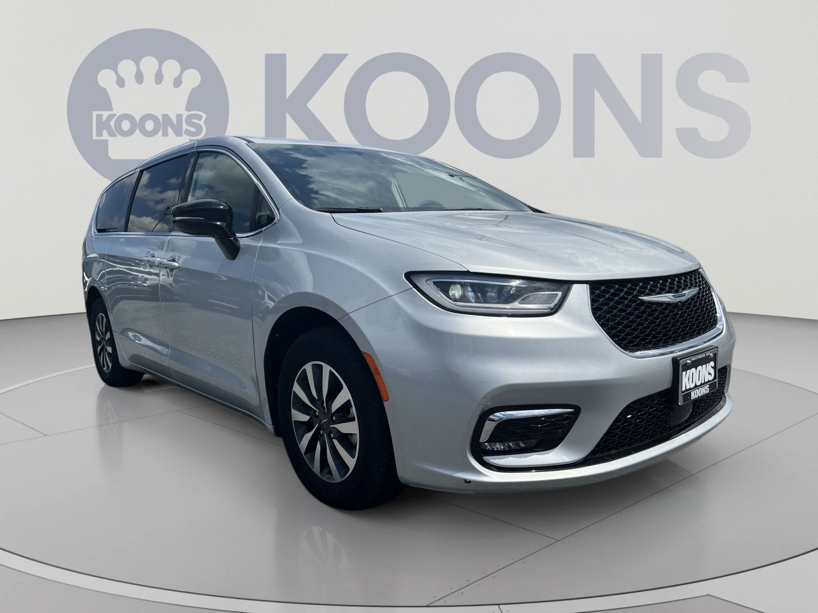 2024 Chrysler Pacifica Hybrid Select