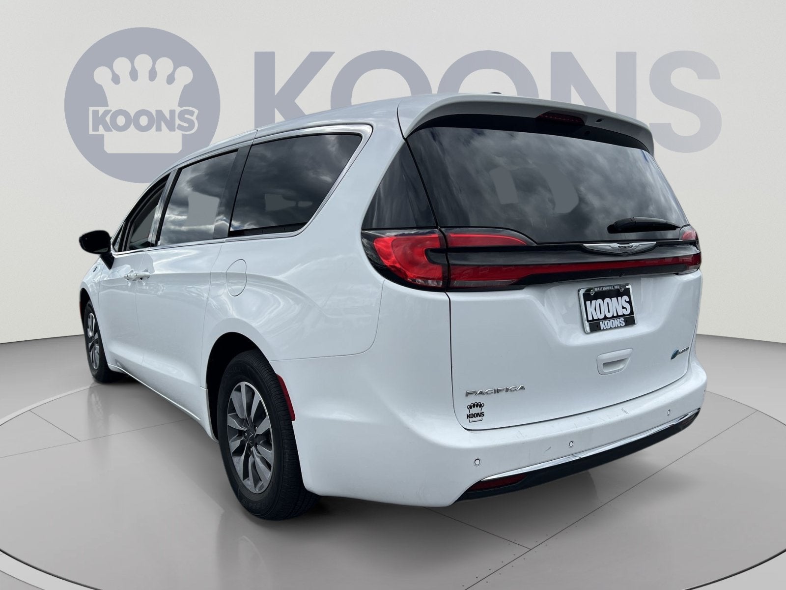 2024 Chrysler Pacifica Hybrid Select