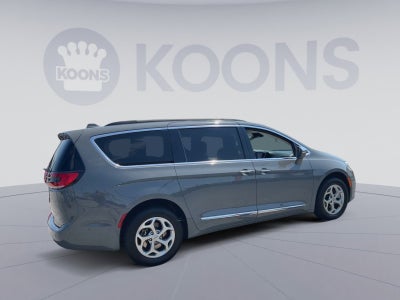 2022 Chrysler Pacifica Limited