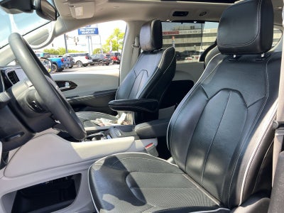 2022 Chrysler Pacifica Limited