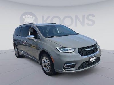 2022 Chrysler Pacifica Limited