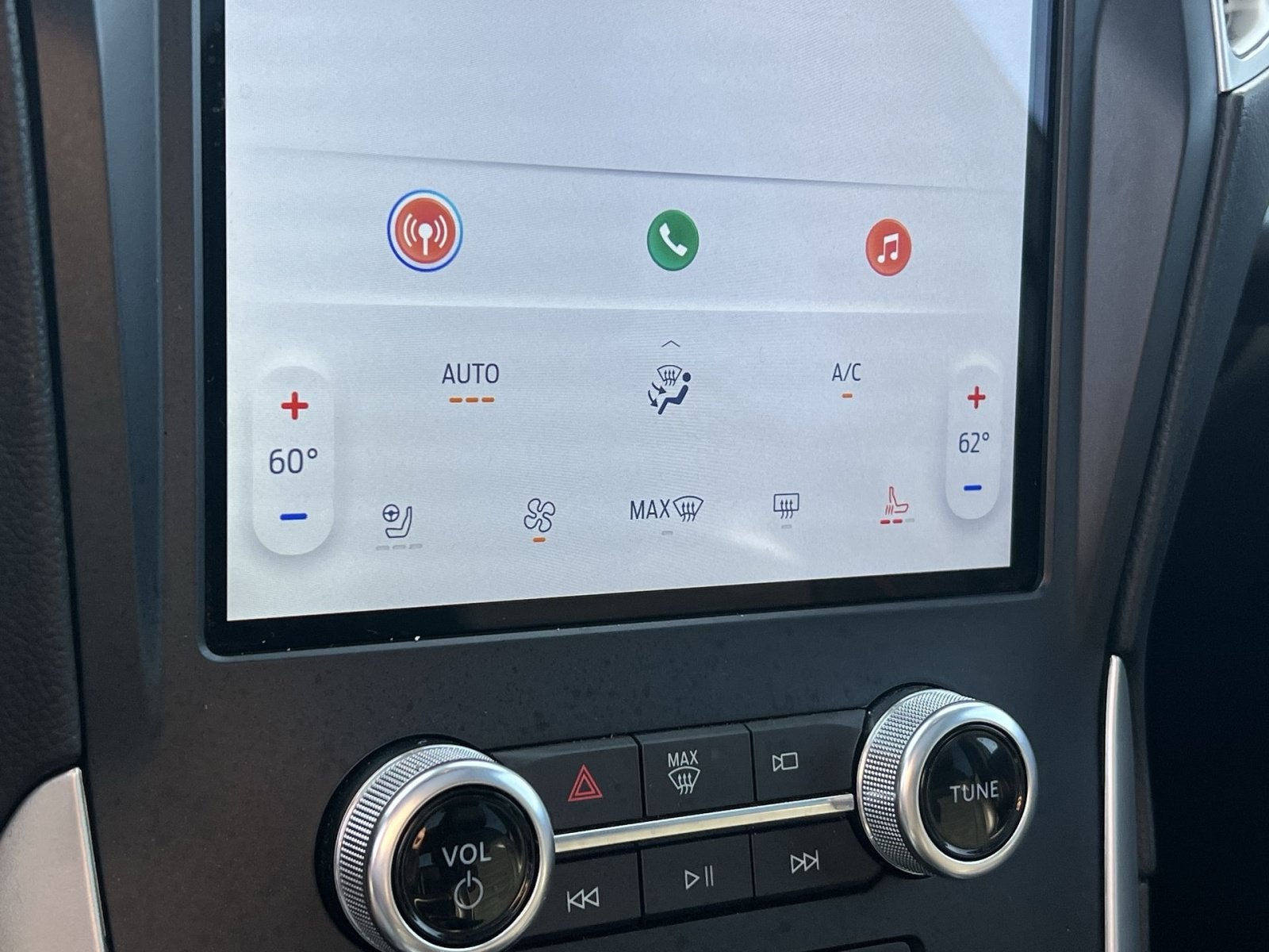 2024 Ford Edge ST Line