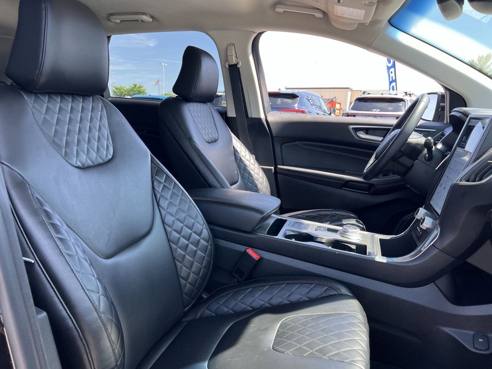 2023 Ford Edge Titanium