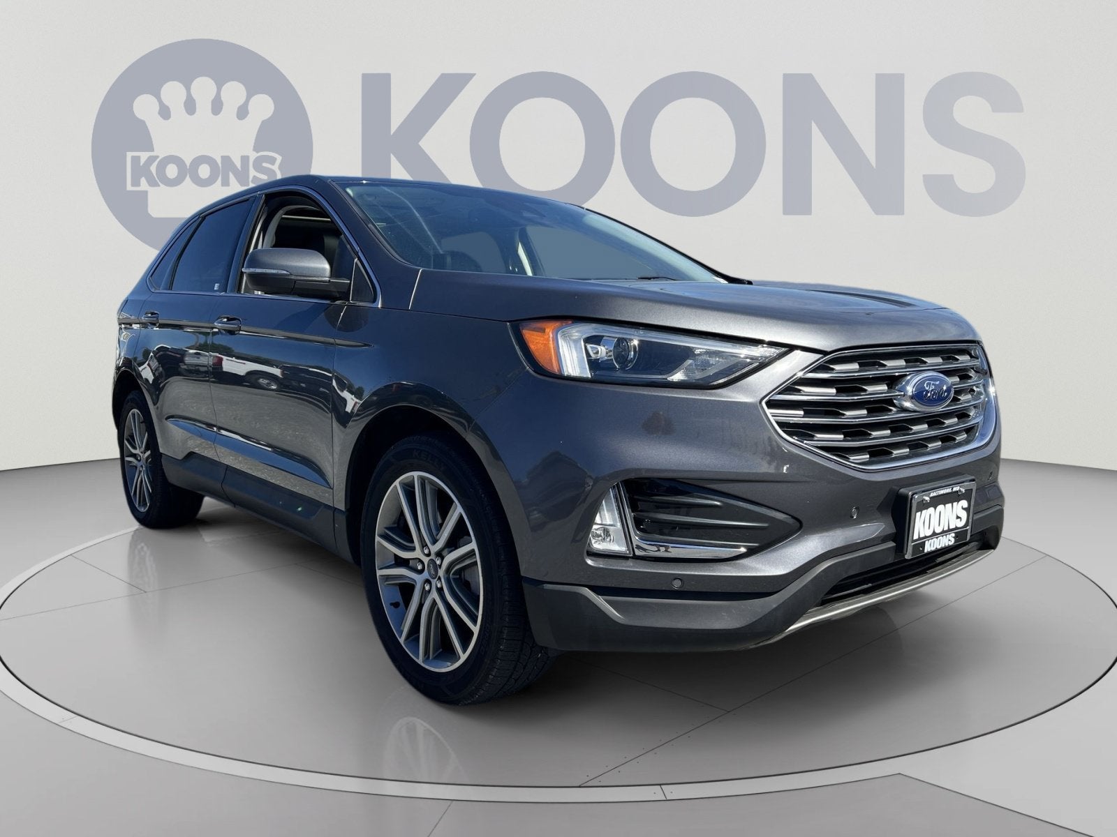 2022 Ford Edge Titanium