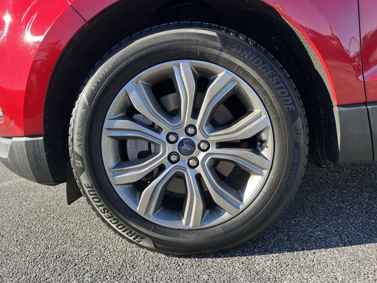 2022 Ford Edge Titanium