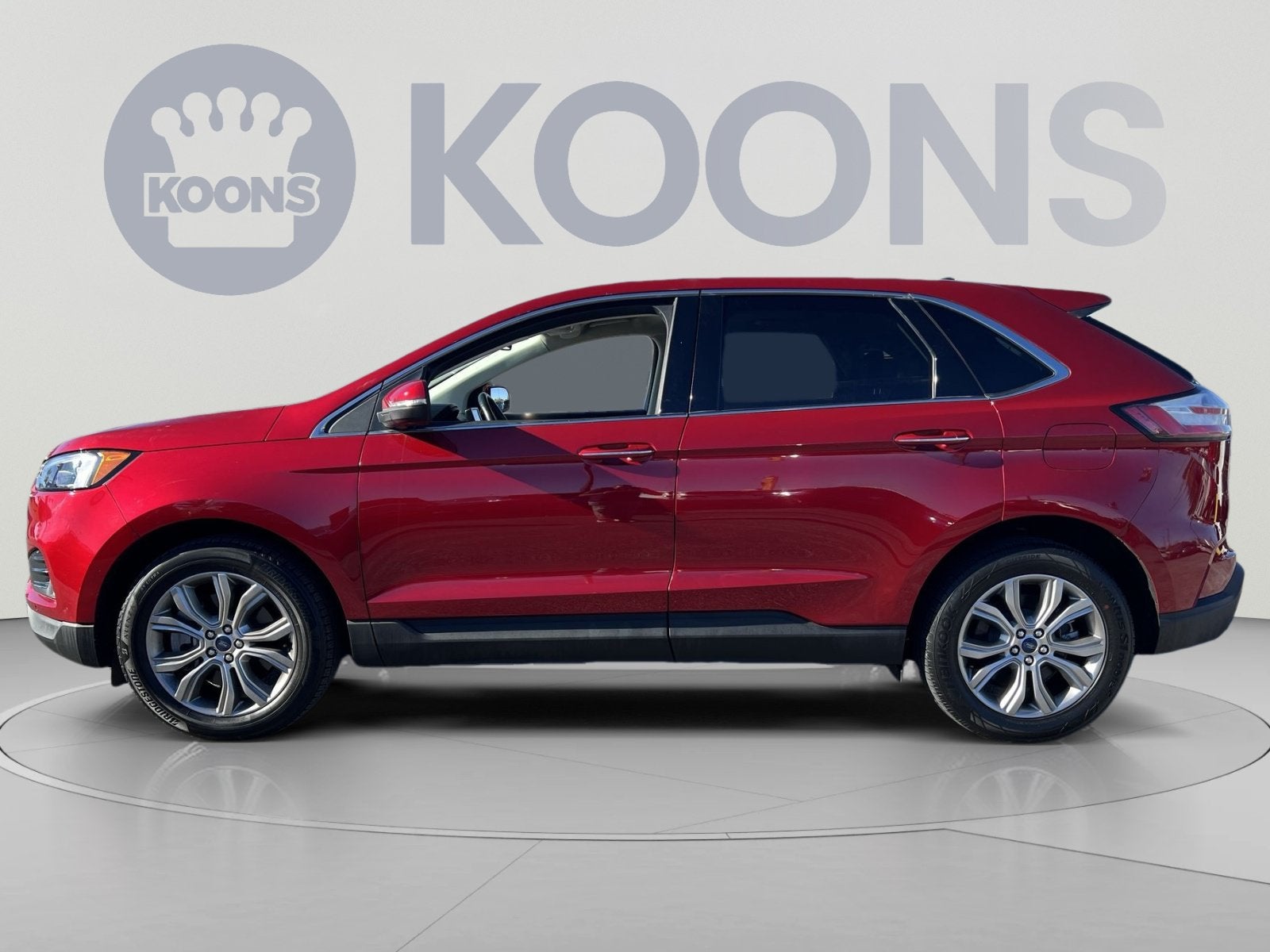 2022 Ford Edge Titanium