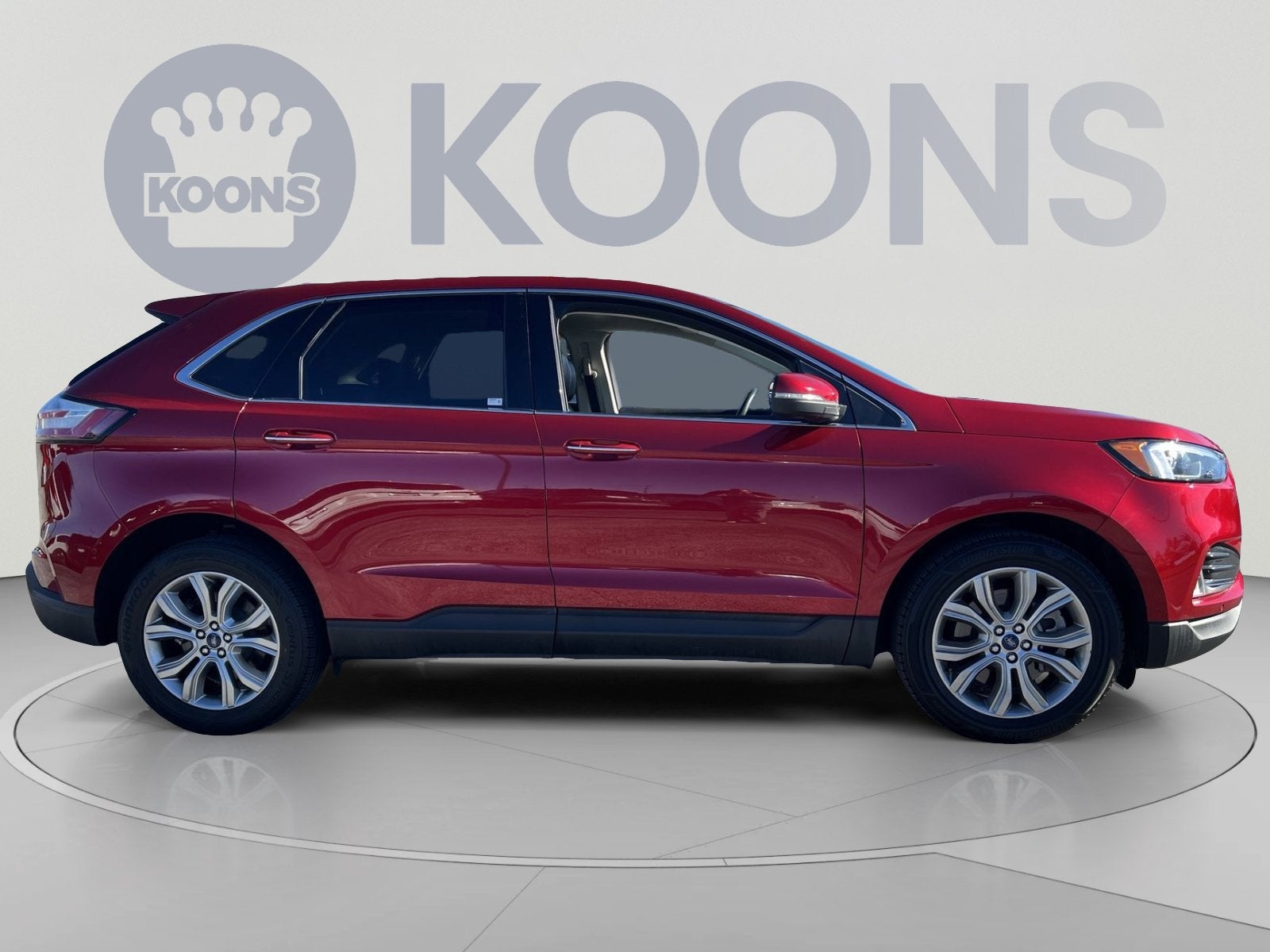 2022 Ford Edge Titanium