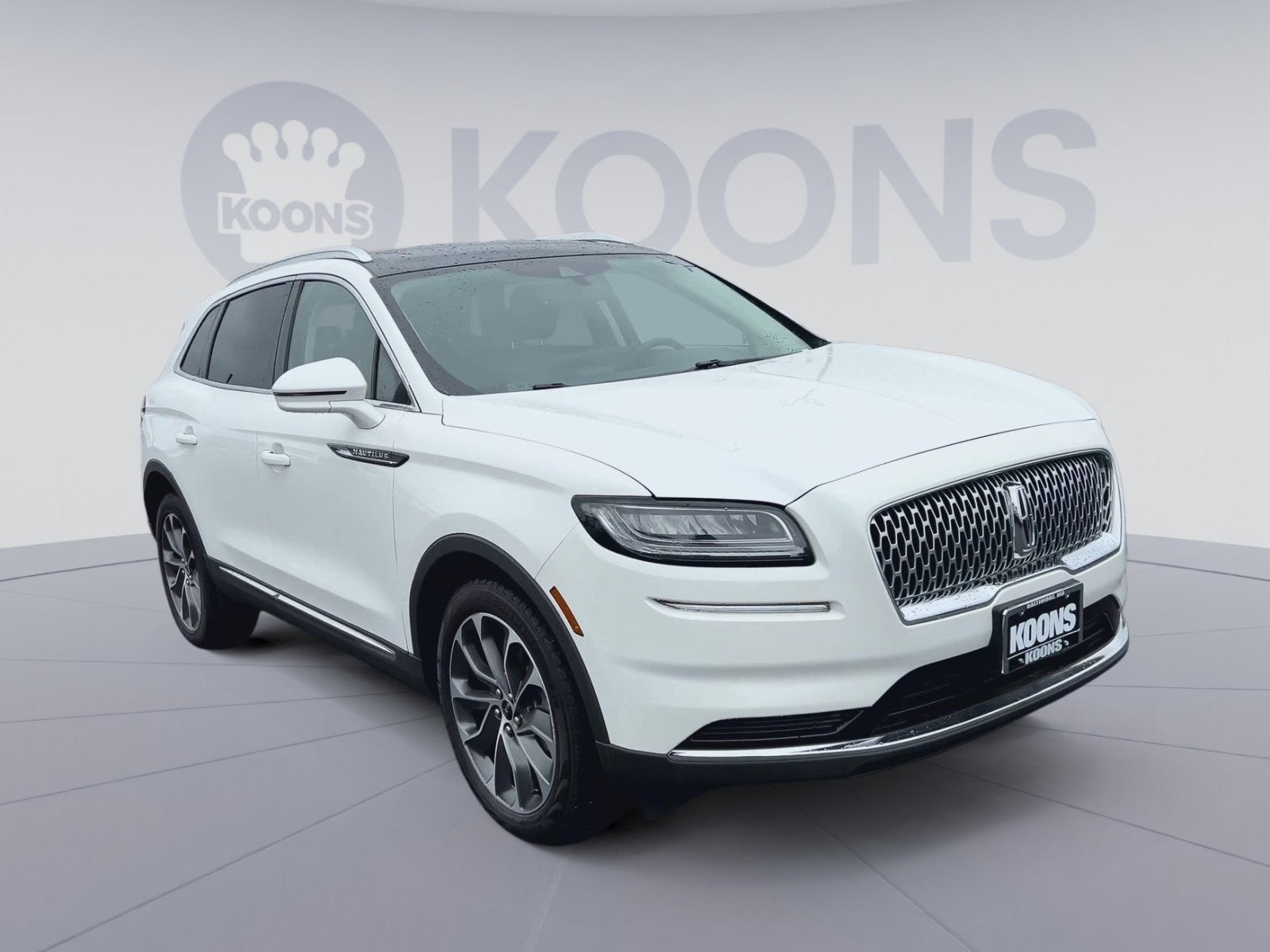 2022 Lincoln Nautilus Reserve