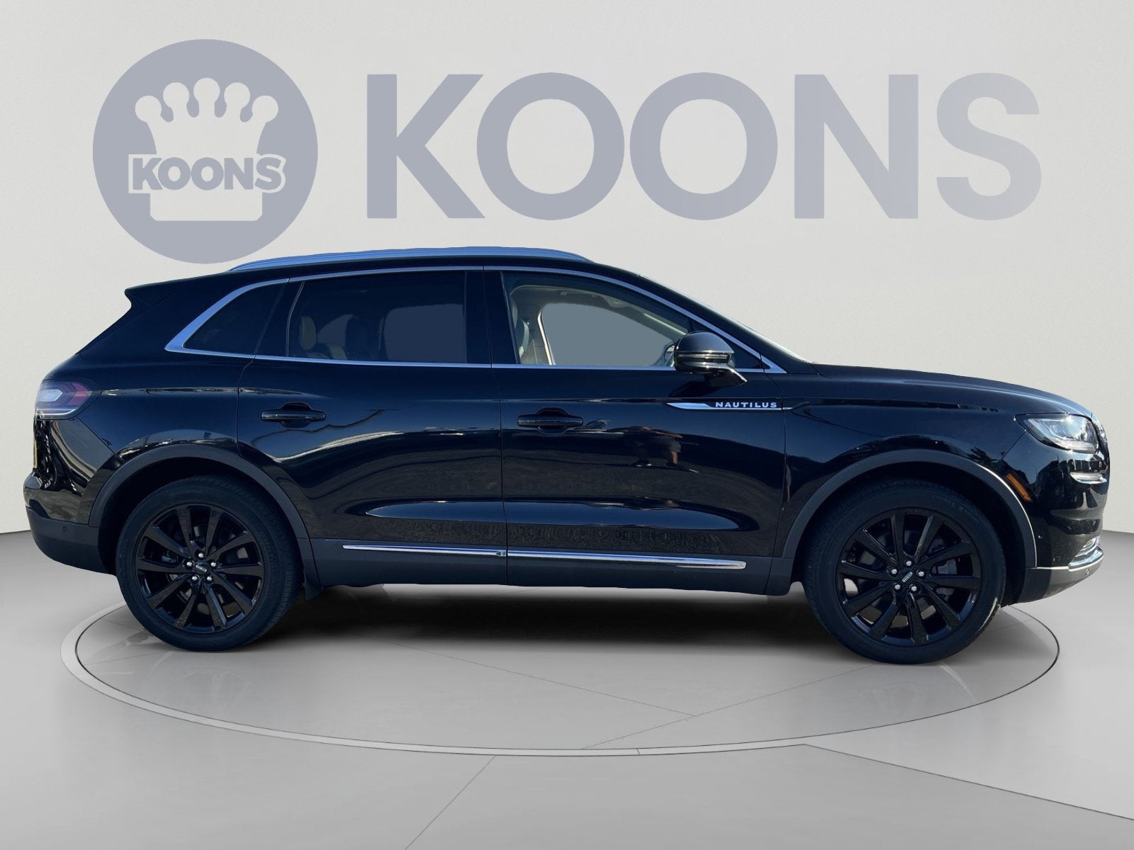2021 Lincoln Nautilus Reserve