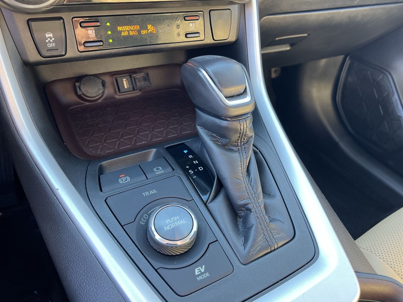 2020 Toyota RAV4 Hybrid Limited