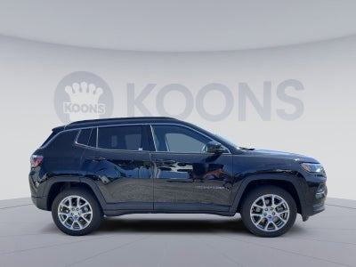 2024 Jeep Compass Latitude Lux