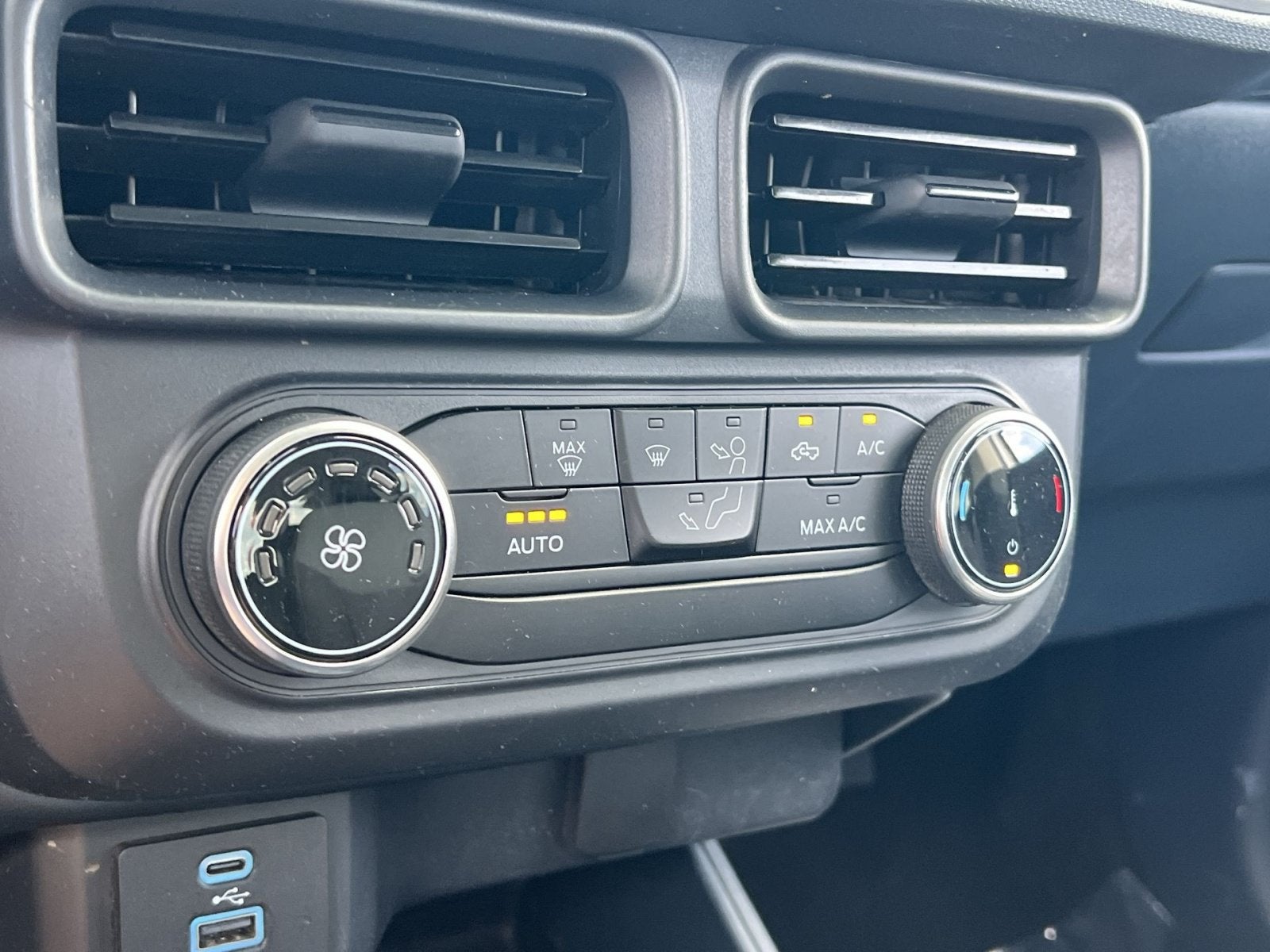 2024 Ford Maverick XL