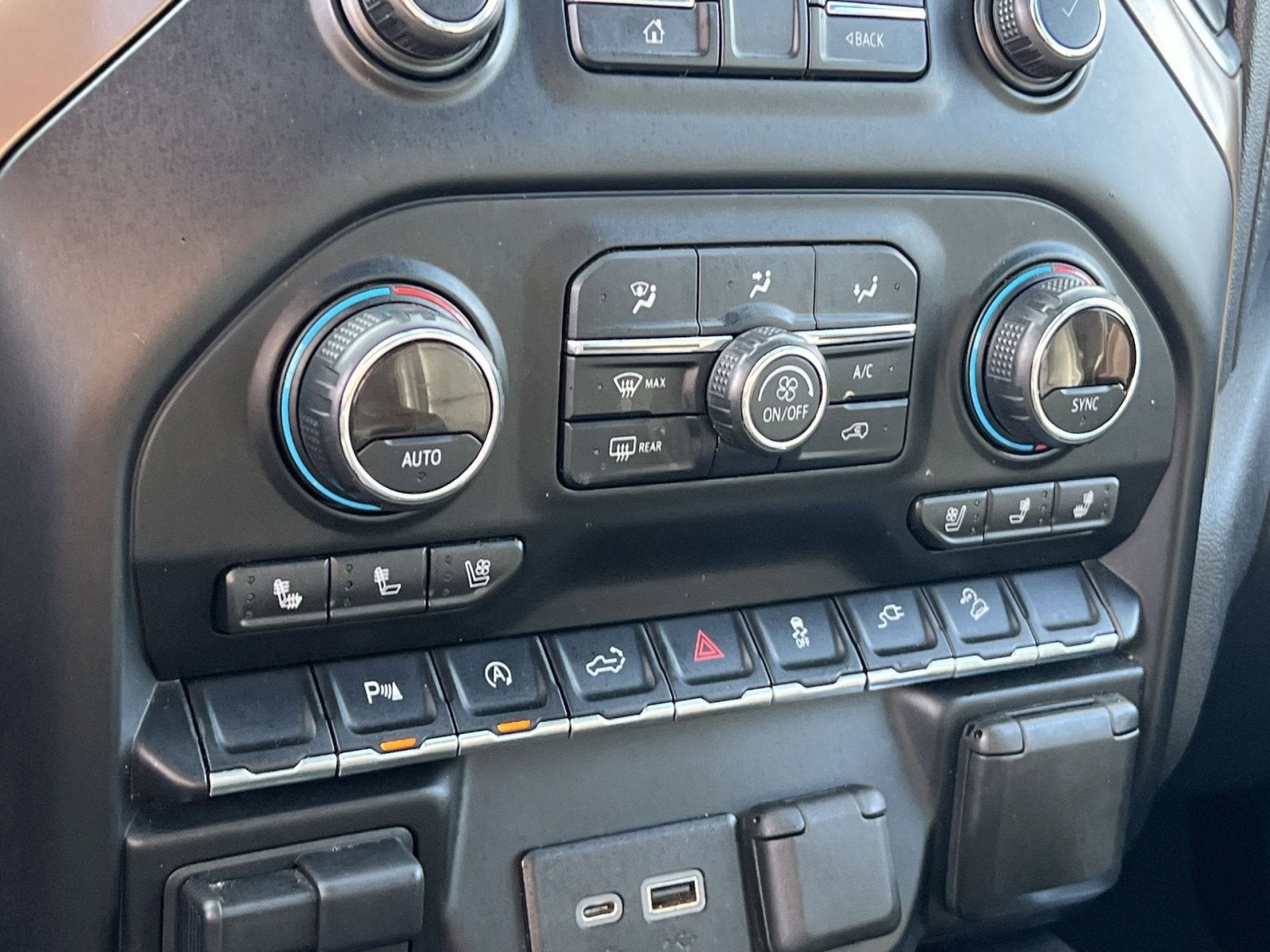 2019 Chevrolet Silverado 1500 High Country