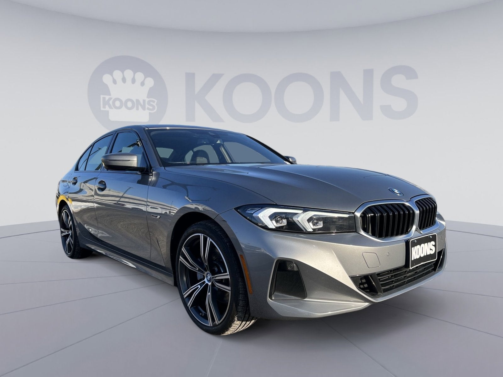 2023 BMW 3 Series 330e xDrive