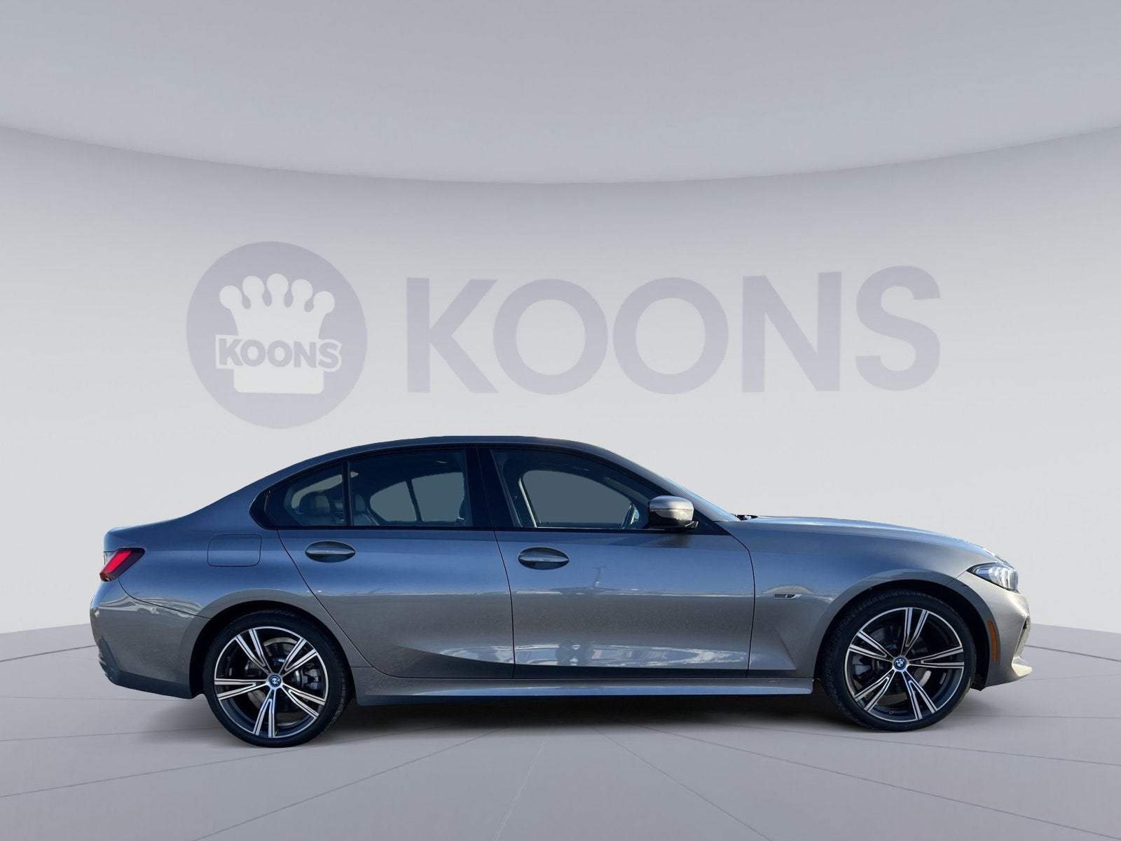2023 BMW 3 Series 330e xDrive