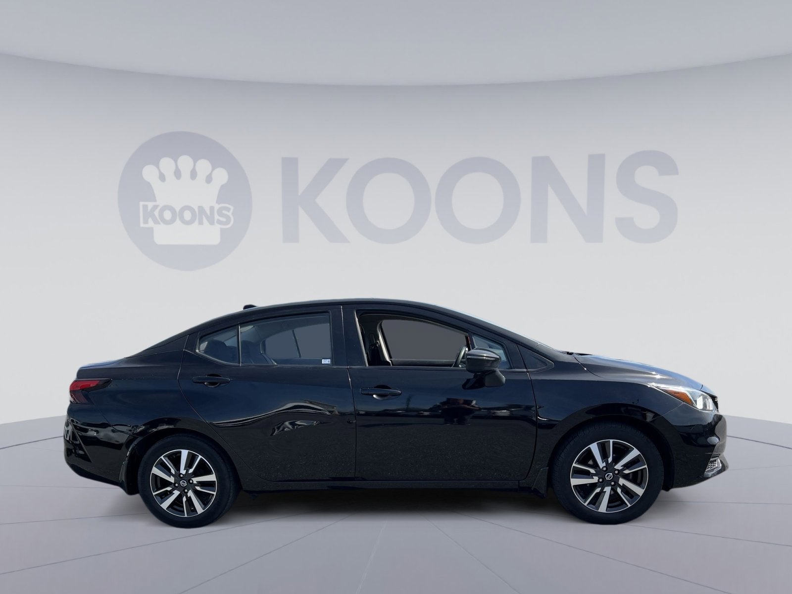 2021 Nissan Versa 1.6 SV