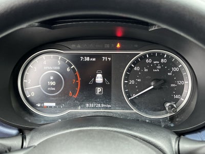 2024 Nissan Versa 1.6 SV
