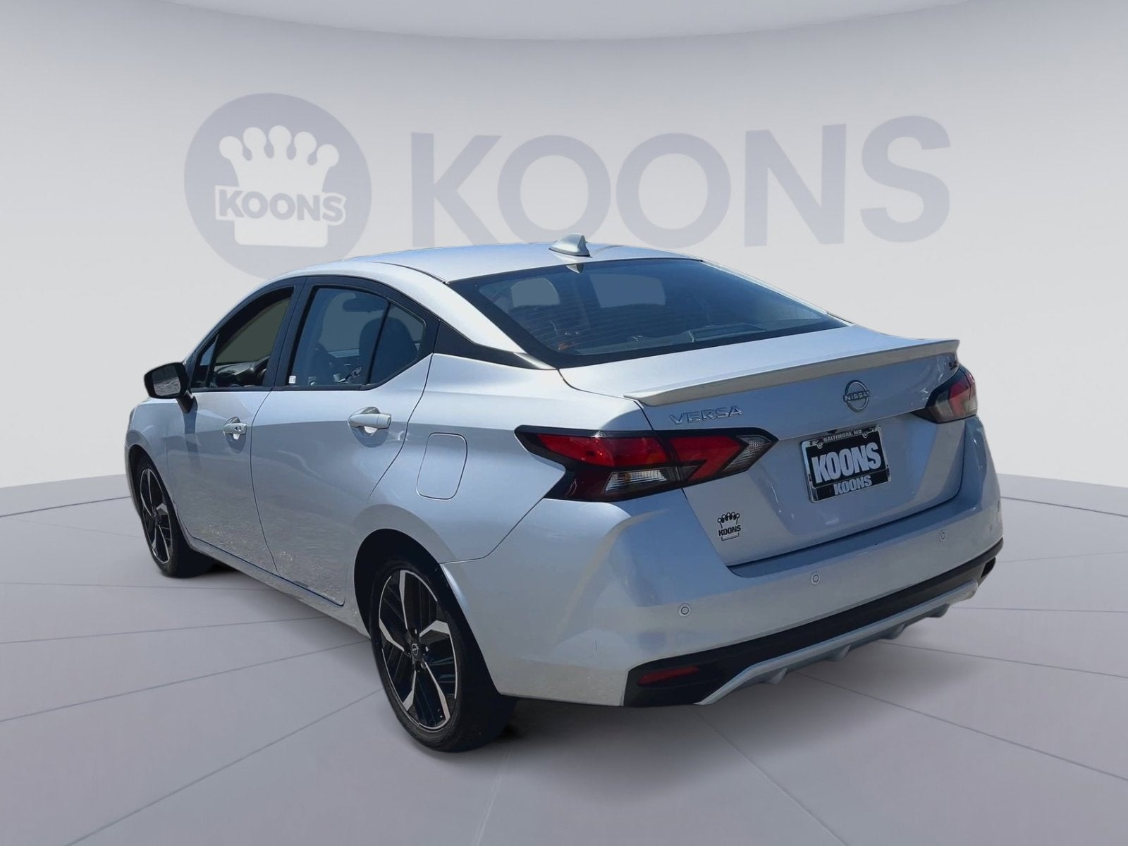 2024 Nissan Versa 1.6 SR
