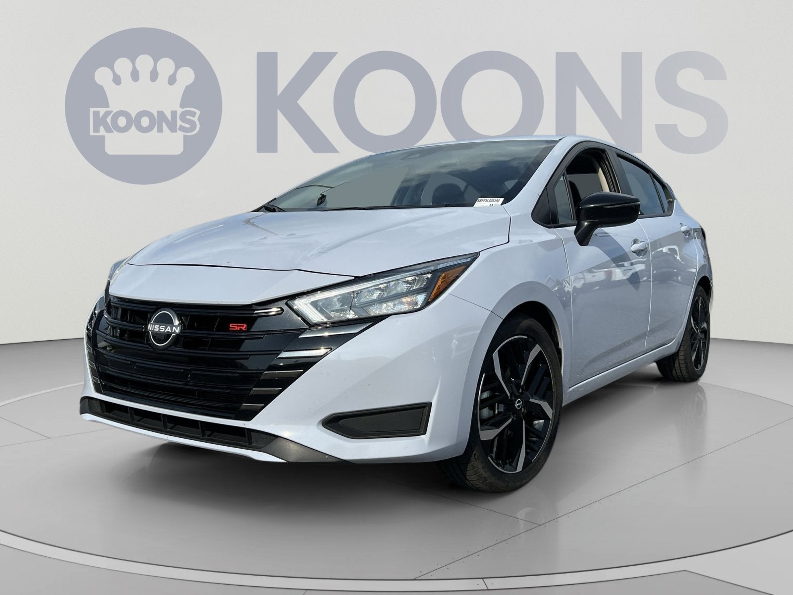 2025 Nissan Versa 1.6 SR