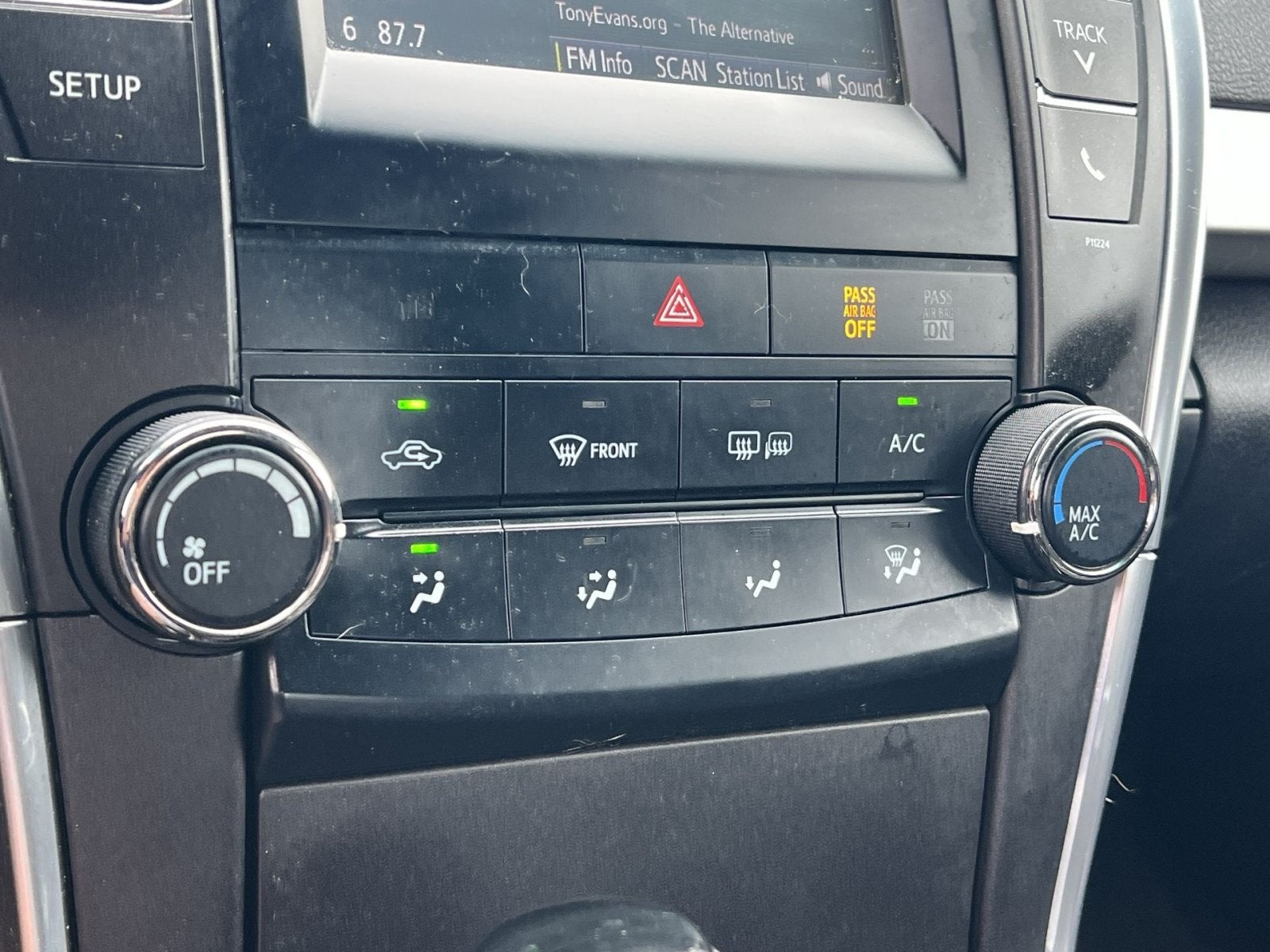 2016 Toyota Camry SE