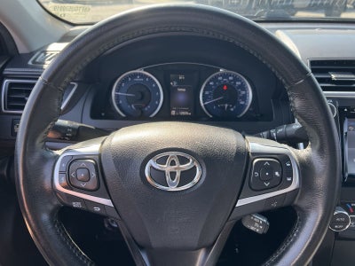 2016 Toyota Camry XLE