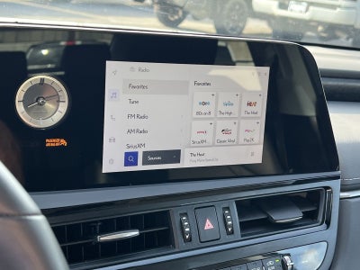 2025 Lexus ES 350