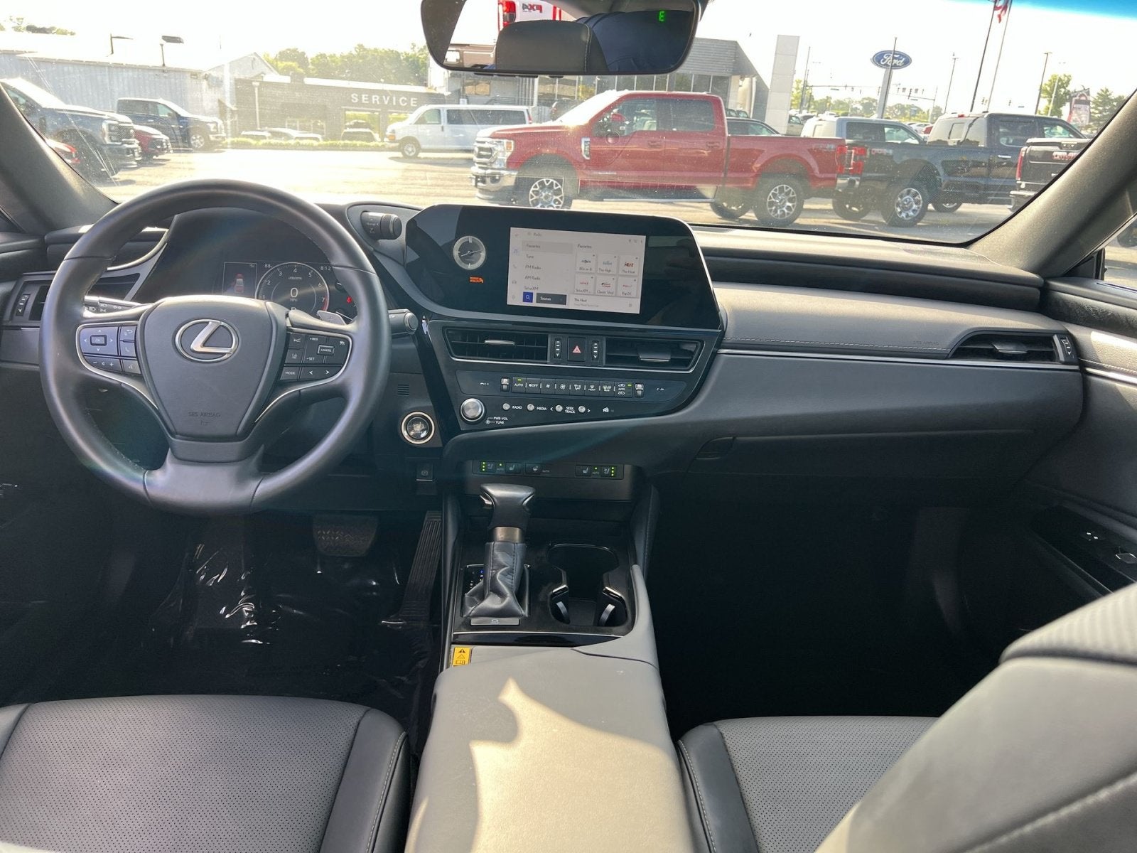 2025 Lexus ES 350