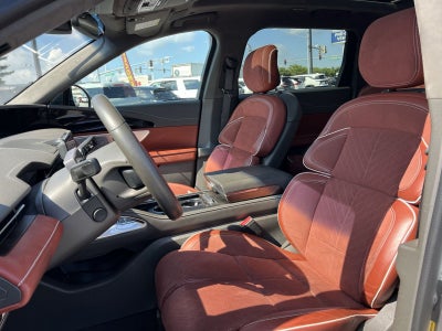 2024 Lincoln Nautilus Black Label
