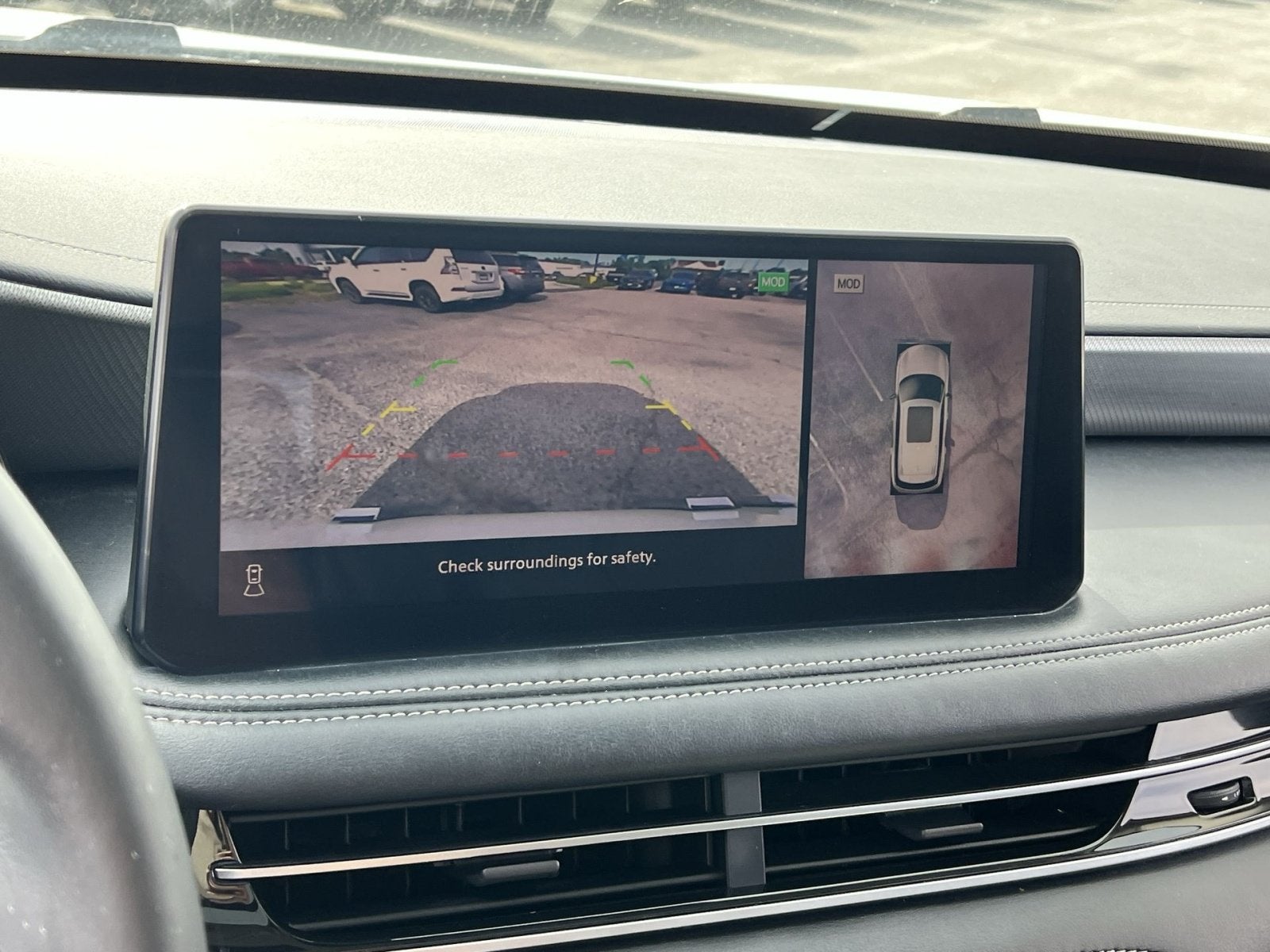 2023 INFINITI QX60 LUXE