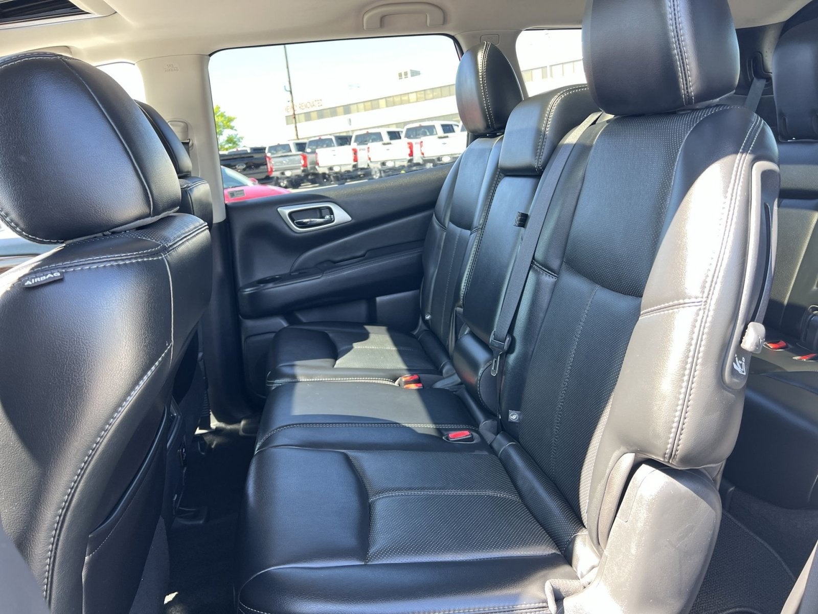 2017 Nissan Pathfinder Platinum
