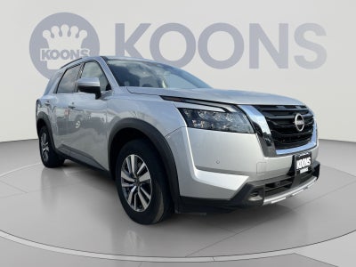 2025 Nissan Pathfinder SL