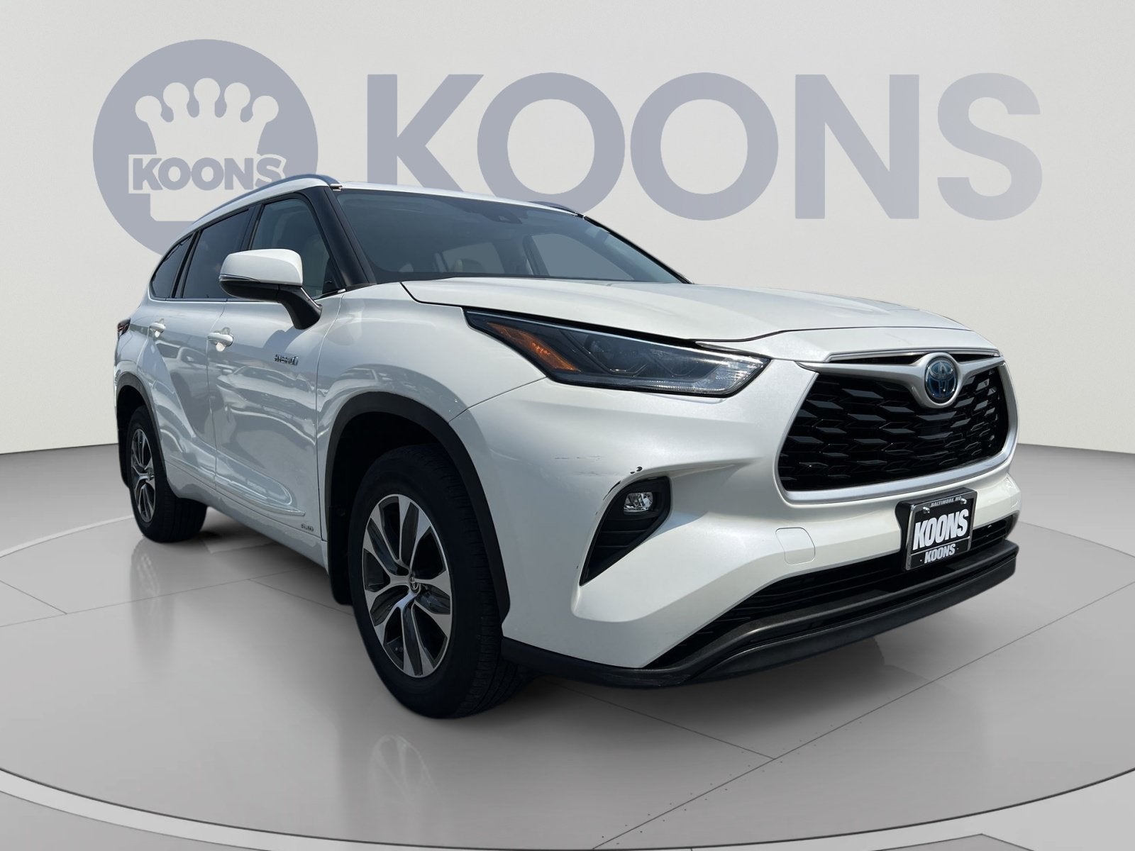 2021 Toyota Highlander Hybrid XLE