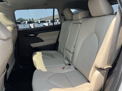 2021 Toyota Highlander Hybrid XLE