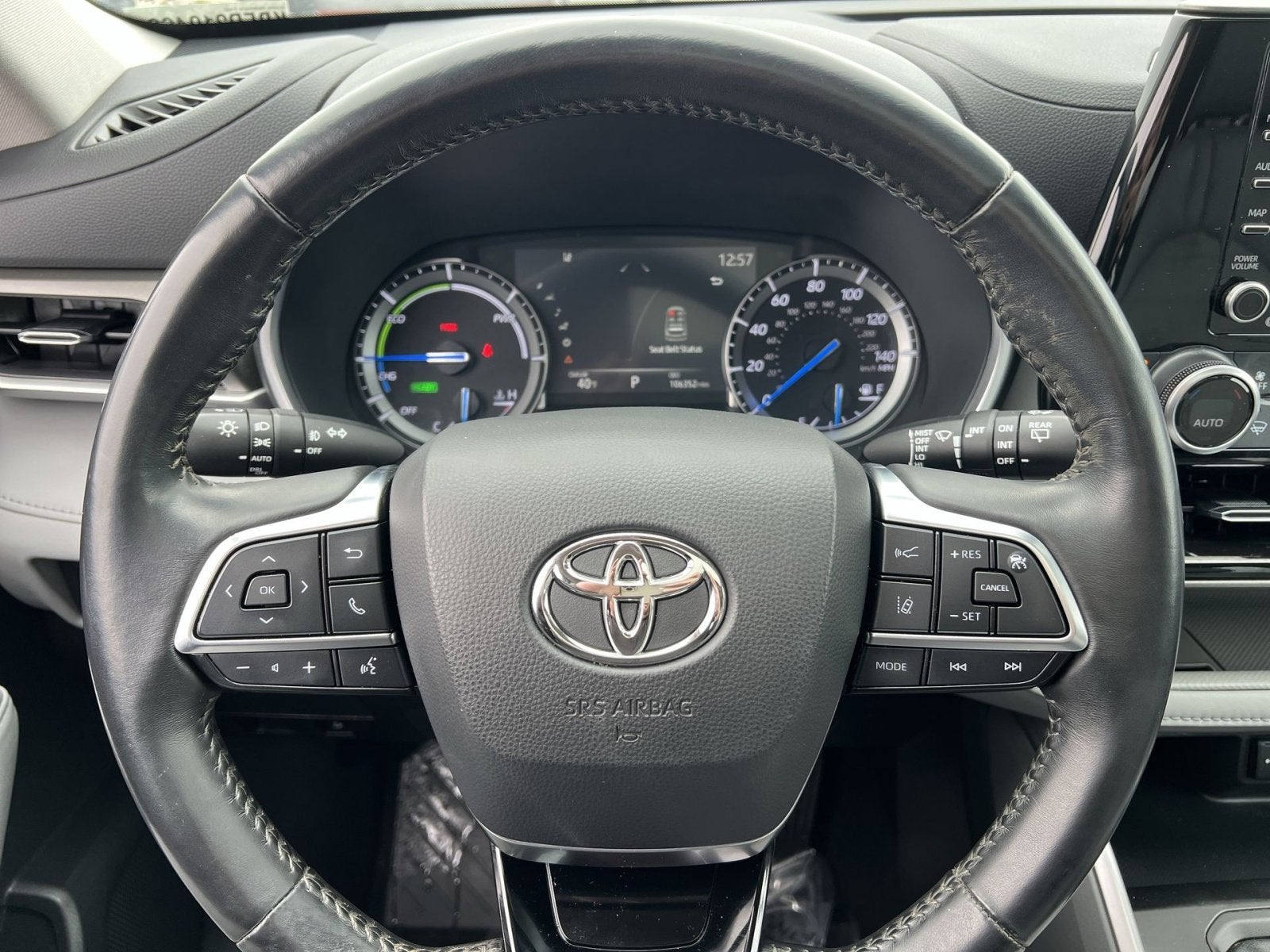 2021 Toyota Highlander Hybrid XLE