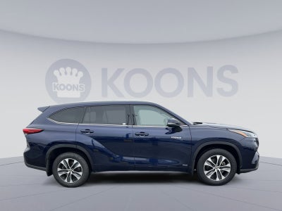 2021 Toyota Highlander Hybrid XLE