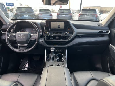 2023 Toyota Highlander XLE