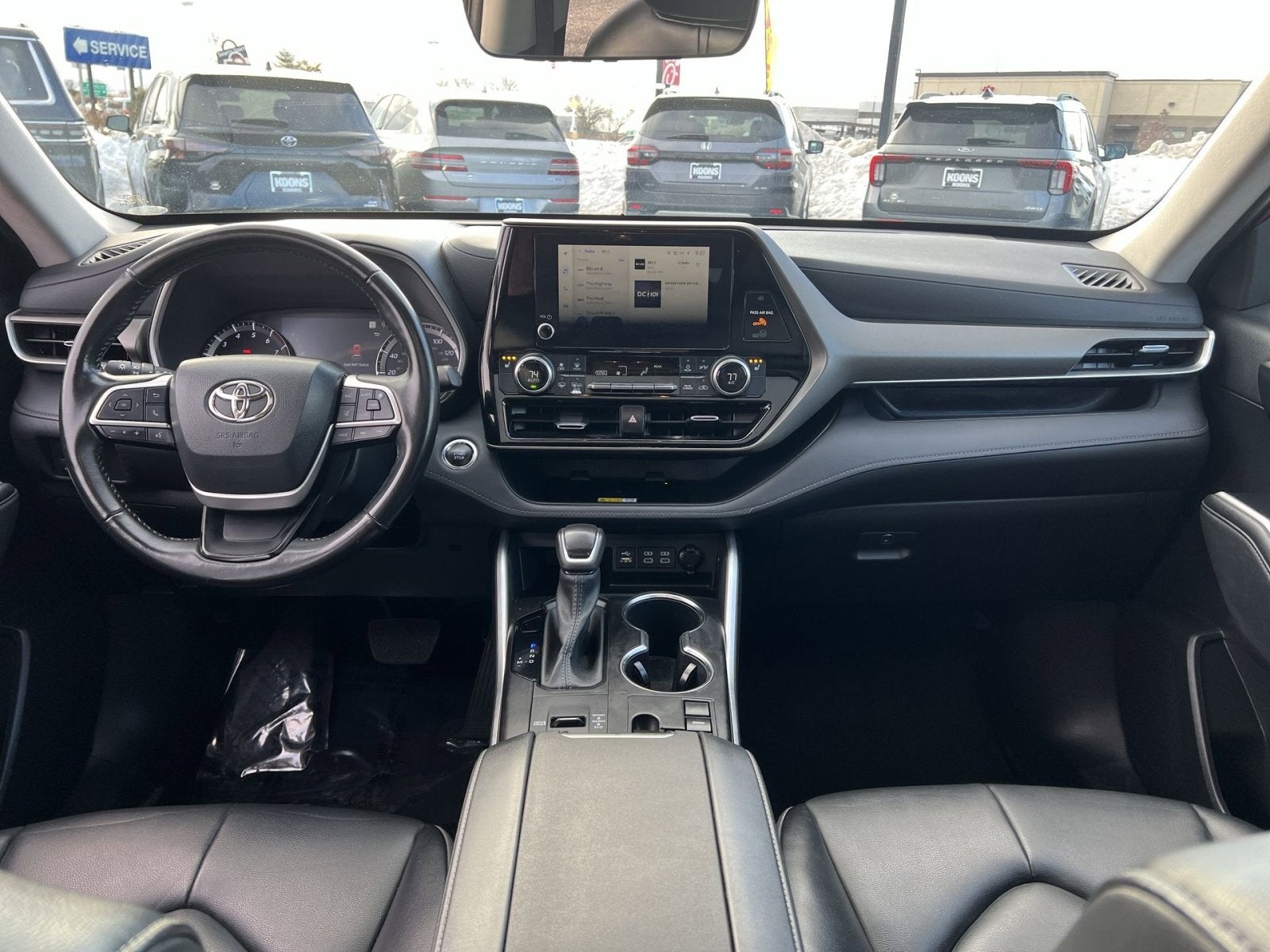 2023 Toyota Highlander XLE