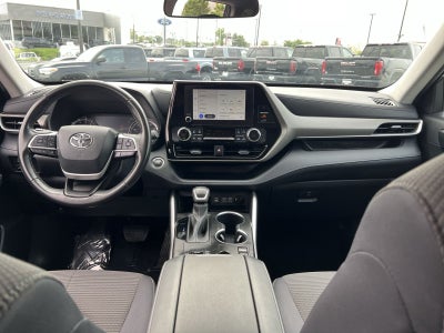 2023 Toyota Highlander LE