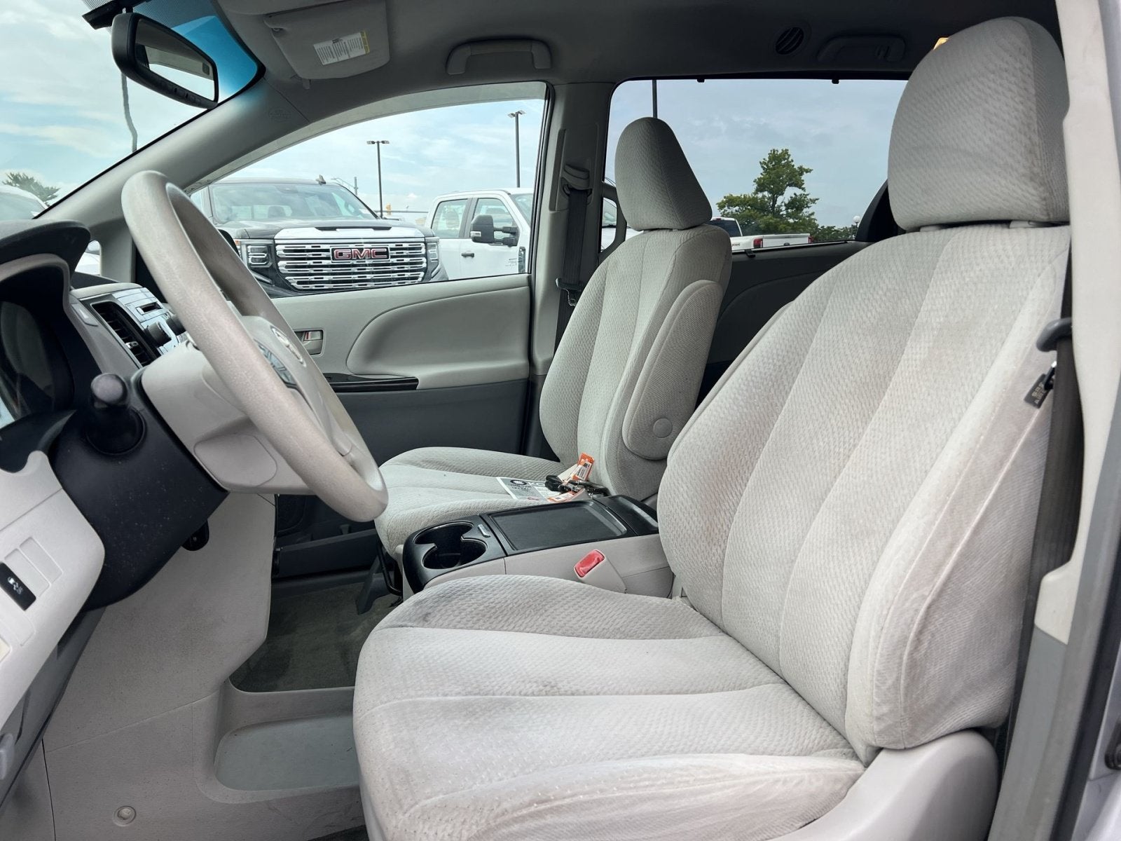 2012 Toyota Sienna LE