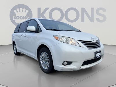 2016 Toyota Sienna XLE